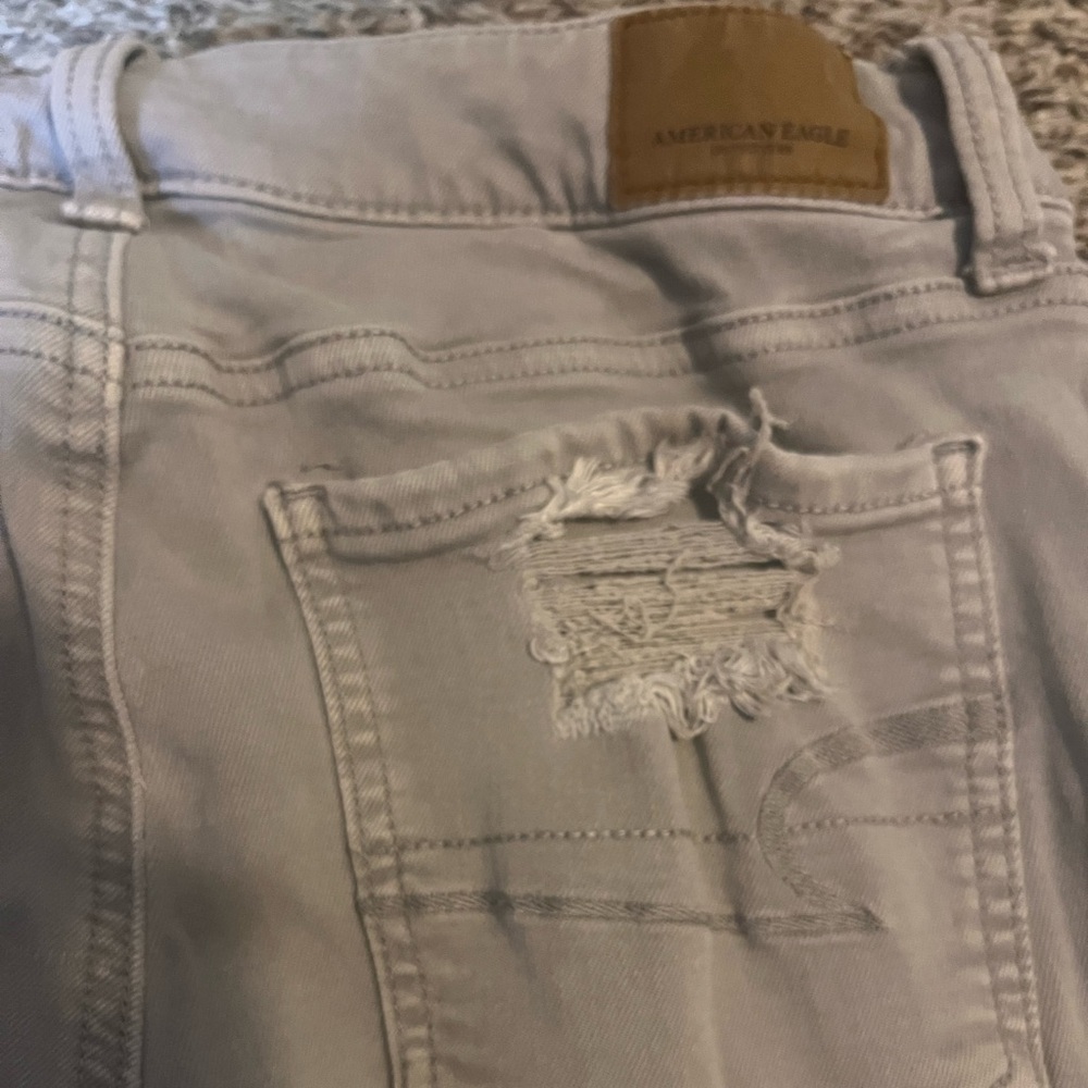 American Eagle Outfitters Light Gray Distressed Jeans